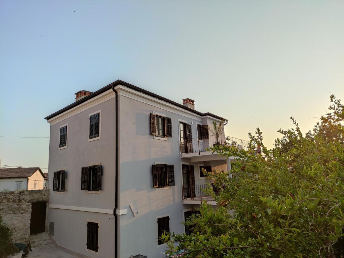 Apartvilla Castropola Exterior photo